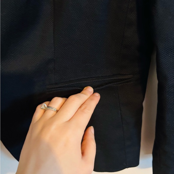 Ann Taylor simple black blazer with front silver button and polkadot white liner - Picture 3 of 8